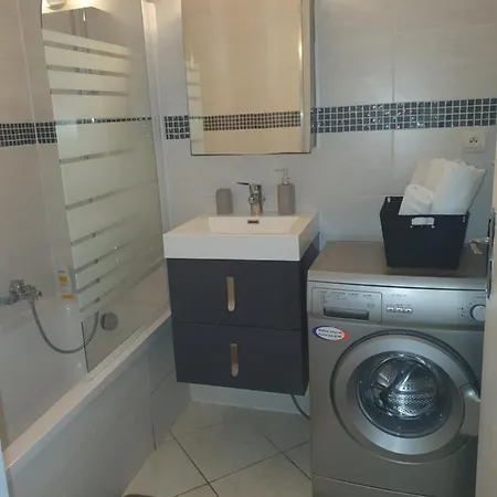 Apartment 5 Personnes, 1min Gare D'annemasse, Geneve 5km Annemasse