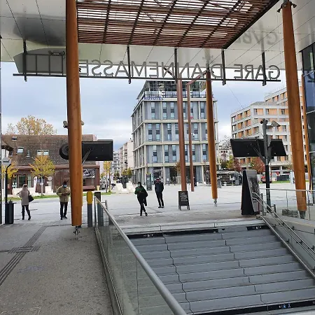 5 Personnes, 1min Gare D'annemasse, Geneve 5km * 안마스